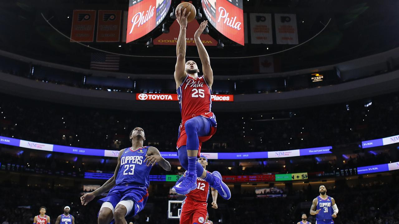 Ben Simmons has a dunk party vs. the Clippers 