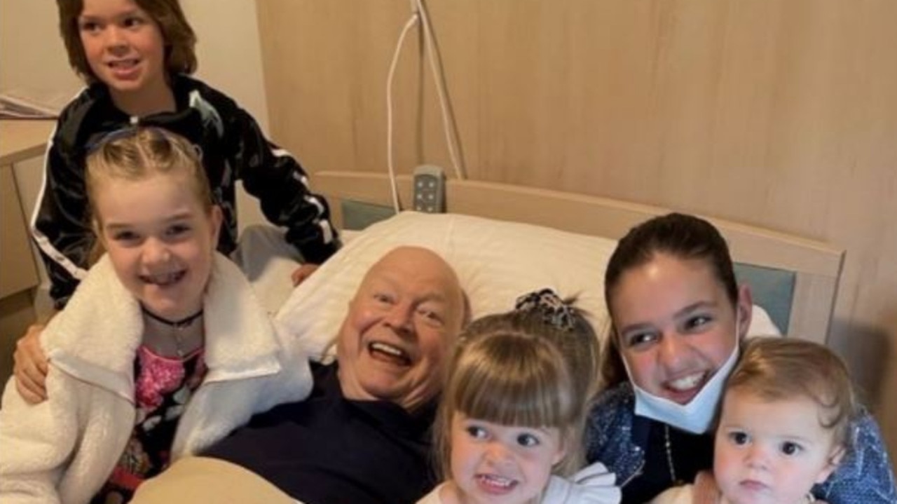 Bert Newton and his grandchildren. Picture: Twitter