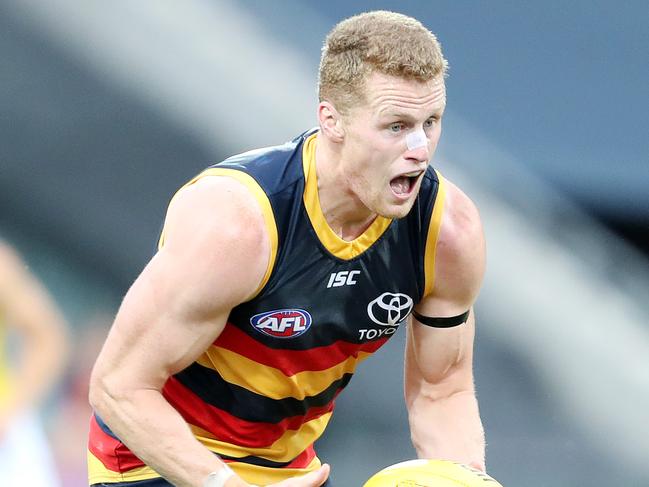 Insane stats force Crows to rethink ruck strategy