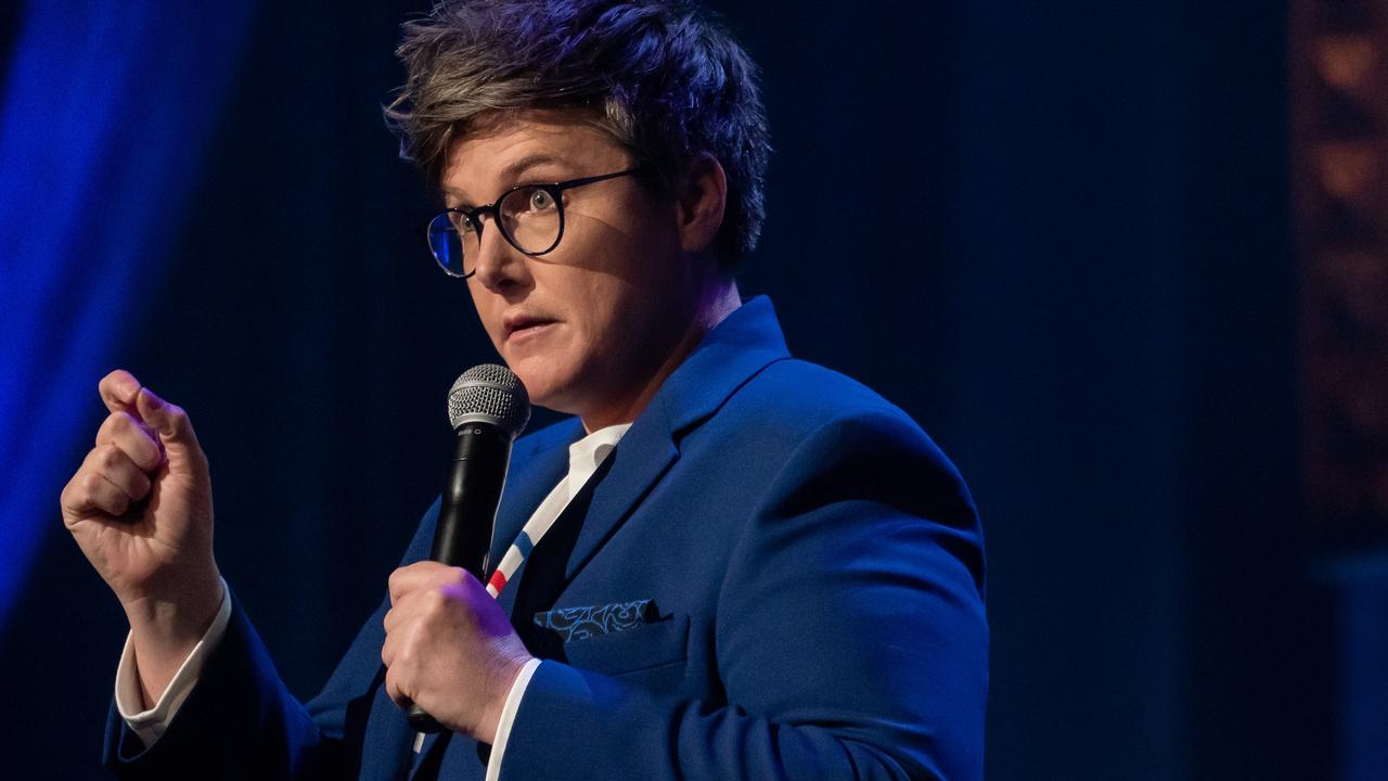 Netflix Walkout Hannah Gadsby Fans Hit Out At Dave Chappelle After His Sledge The Courier Mail