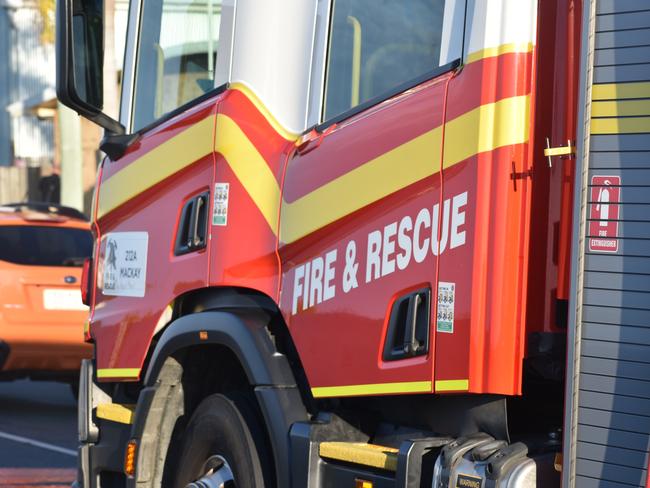 Fire crews battle blaze at Central Qld landfill