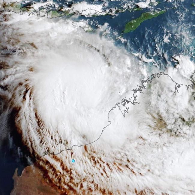 Tropical Cyclone Ilsa is forecasted to make landfall between Port Hedland and Broome in the Pilbara region of Western Australia late Thursday or early Friday. Picture: Perth Weather Live