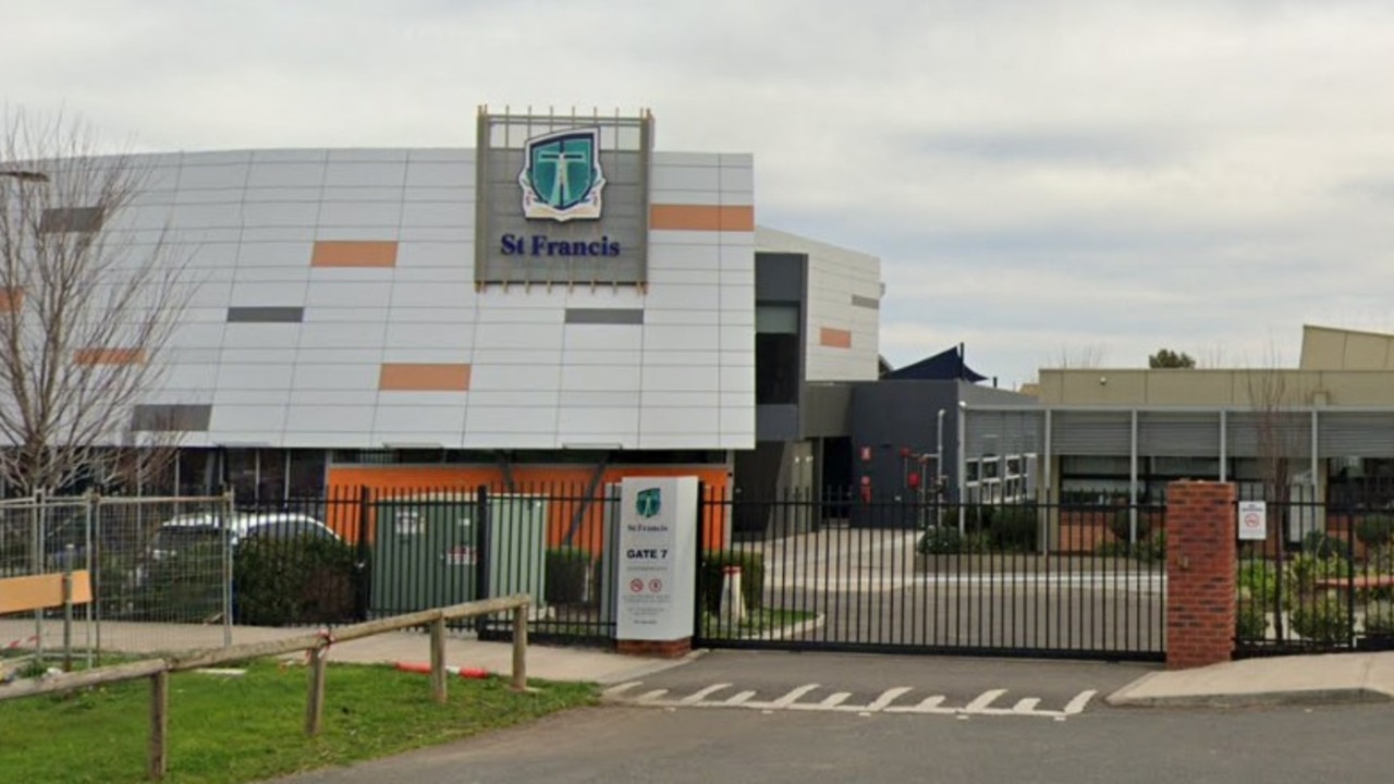 Teachers suspended at St Francis and The Lakes South Morang Colleges