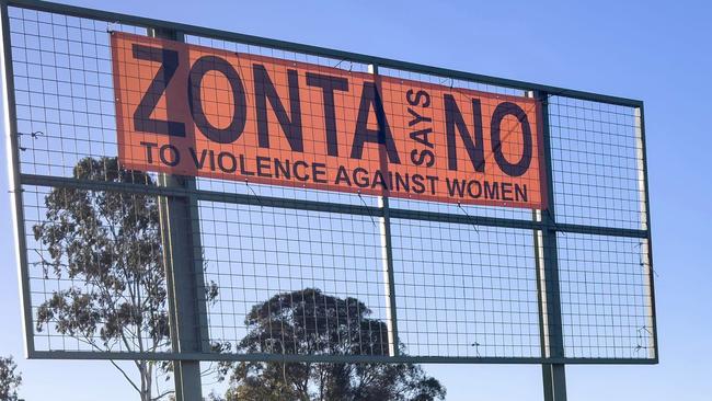 Members of Warwick Zonta, Southern Downs deputy mayor Sheryl Windle, councillors Sarah Deane and Russell Wanting take a stand against gender-based violence. Photo: Supplied