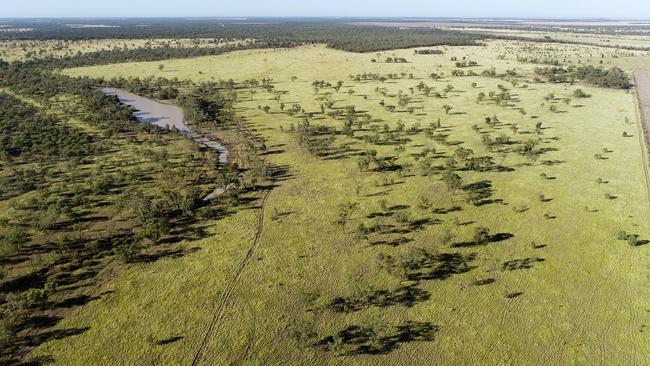 The Willis family have expanded their landholdings after acquiring the 3372ha Eumerella property for $23m through auction.