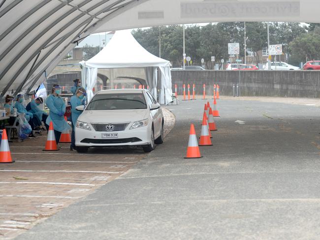 Quieter scenes at the COVID-19 testing clinic at Bondi Beach. Picture: NCA NewsWire / Jeremy Piper