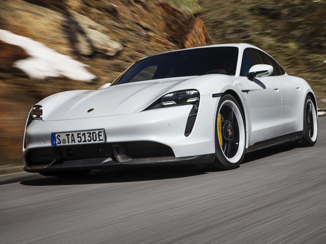 Photos of the 2019 Porsche Taycan (overseas model shown)