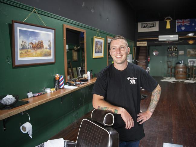 One of city’s best barbers opens shop in midst of pandemic