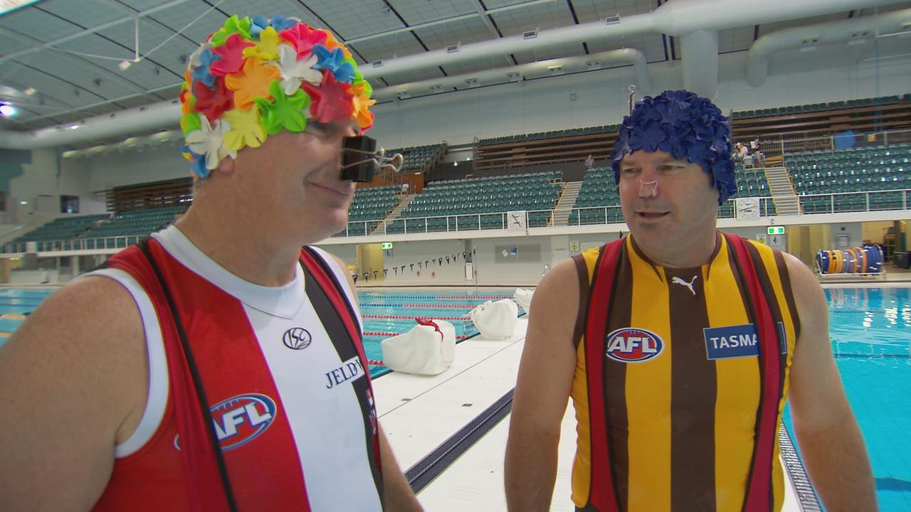 Danny Frawley with Jason Dunstall ahead of a synchronised swimming challenge on Bounce.