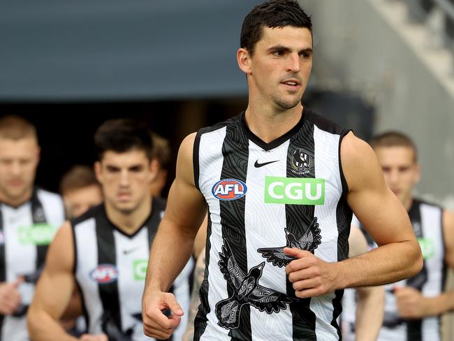 ADELAIDE, AUSTRALIA - JUNE 05: Scott Pendlebury of the Magpies leads his team out during the 2021 AFL Round 12 match between the Adelaide Crows and the Collingwood Magpies at Adelaide Oval on June 5, 2021 in Adelaide, Australia. (Photo by James Elsby/AFL Photos via Getty Images)