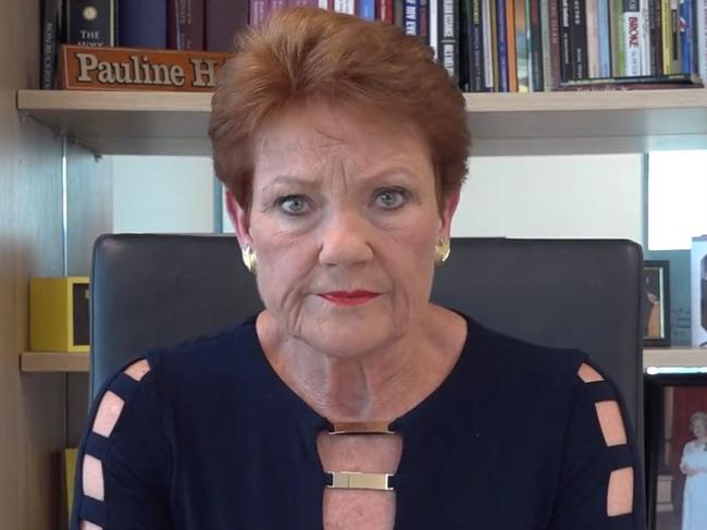 One Nation party leader Pauline Hanson has called on Mark Latham to apologise.