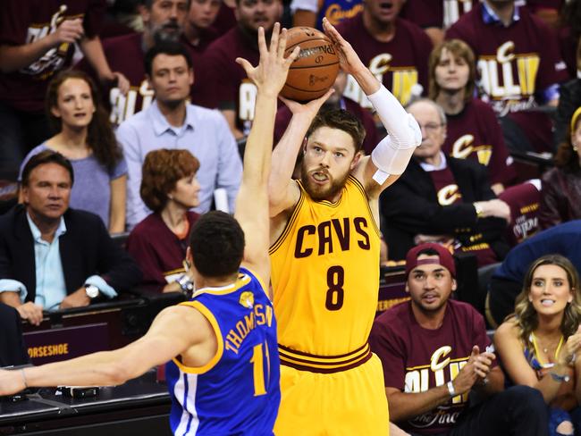 NBA Finals 2015: LeBron James backs Matthew Dellavedova for knighthood ...