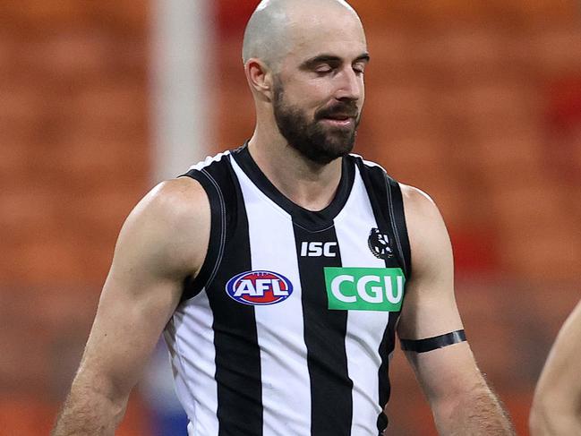 Collingwood's Steele Sidebottom leaves the field during AFL match between the GWS Giants and Collingwood at Giants Stadium. Picture. Phil Hillyard