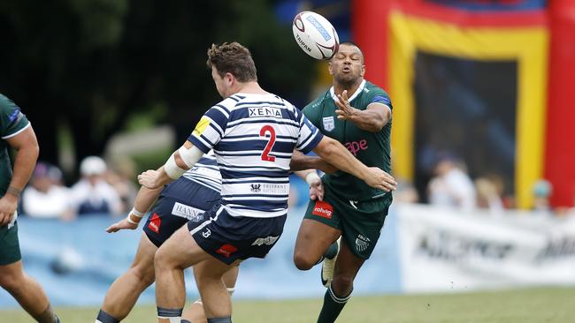 Brothers hooker Dom Fraser tackling Kurtley Beale.