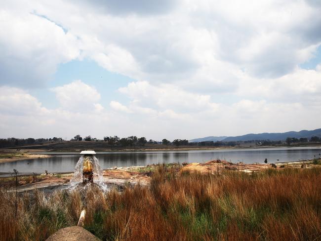 Tenterfield Shire’s water supply dam. Picture: Peter Lorimer