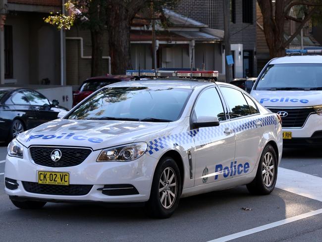 SYDNEY, AUSTRALIA - NewsWire Photos SEPTEMBER 14, 2020: Police officers from South Sydney Police Area Command are pictured on scene at Erskineville Housing Estate where a 57 year old man died following an assault on Swanson Street, Erskineville. A 28 year old man was arrest several hours later and taken to Mascot Police Station. Picture: NCA NewsWire / Nicholas Eagar