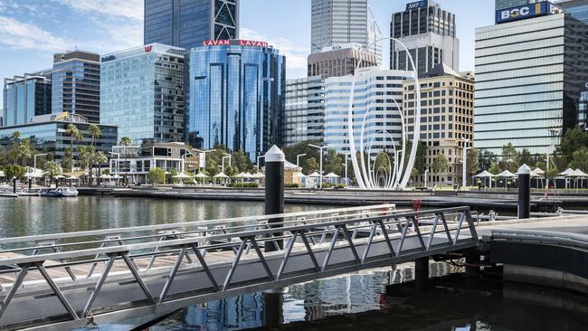 The streets of Perth are deserted for the second time this year after a snap lockdown in summer. Picture: NCA NewsWire/Tony McDonough