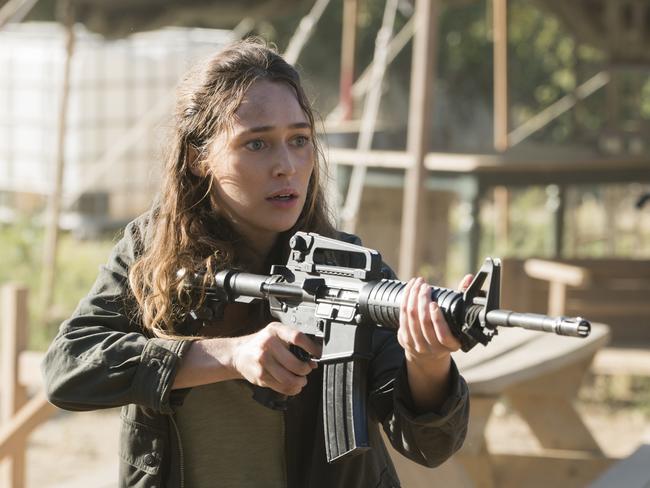 Alycia Debnam-Carey as Alicia Clark - Fear the Walking Dead _ Season 3, Episode 12 - Photo Credit: Richard Foreman, Jr/AMC