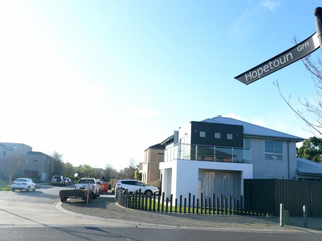 A man has been charged after allegedly wielding a machete in Caroline Springs. Picture: NewsWire / Andrew Henshaw