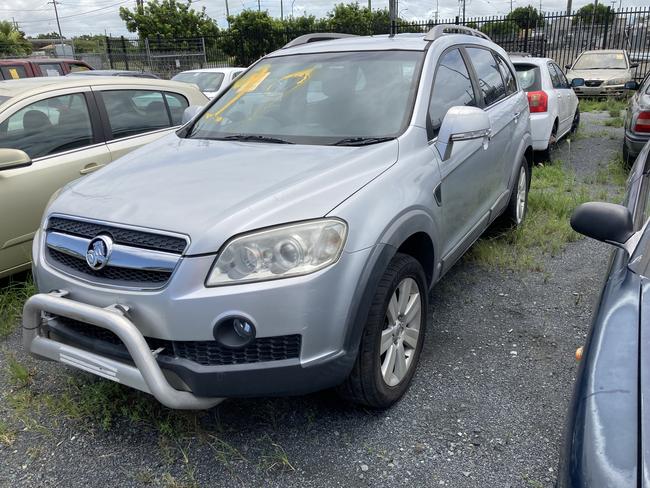 Mackay Regional Council will auction an abandoned Holden Captiva Wagon on Friday February 25 to Friday March 4. Picture: Lloyds Auctions