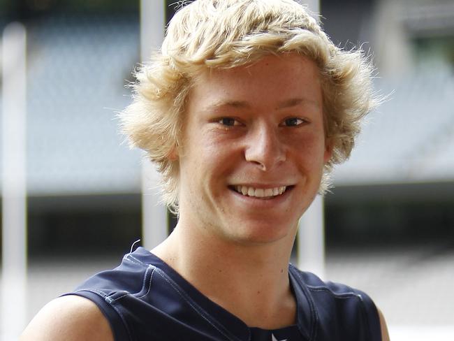 under 18 players, Isaac Heeney, Etihad Atadium