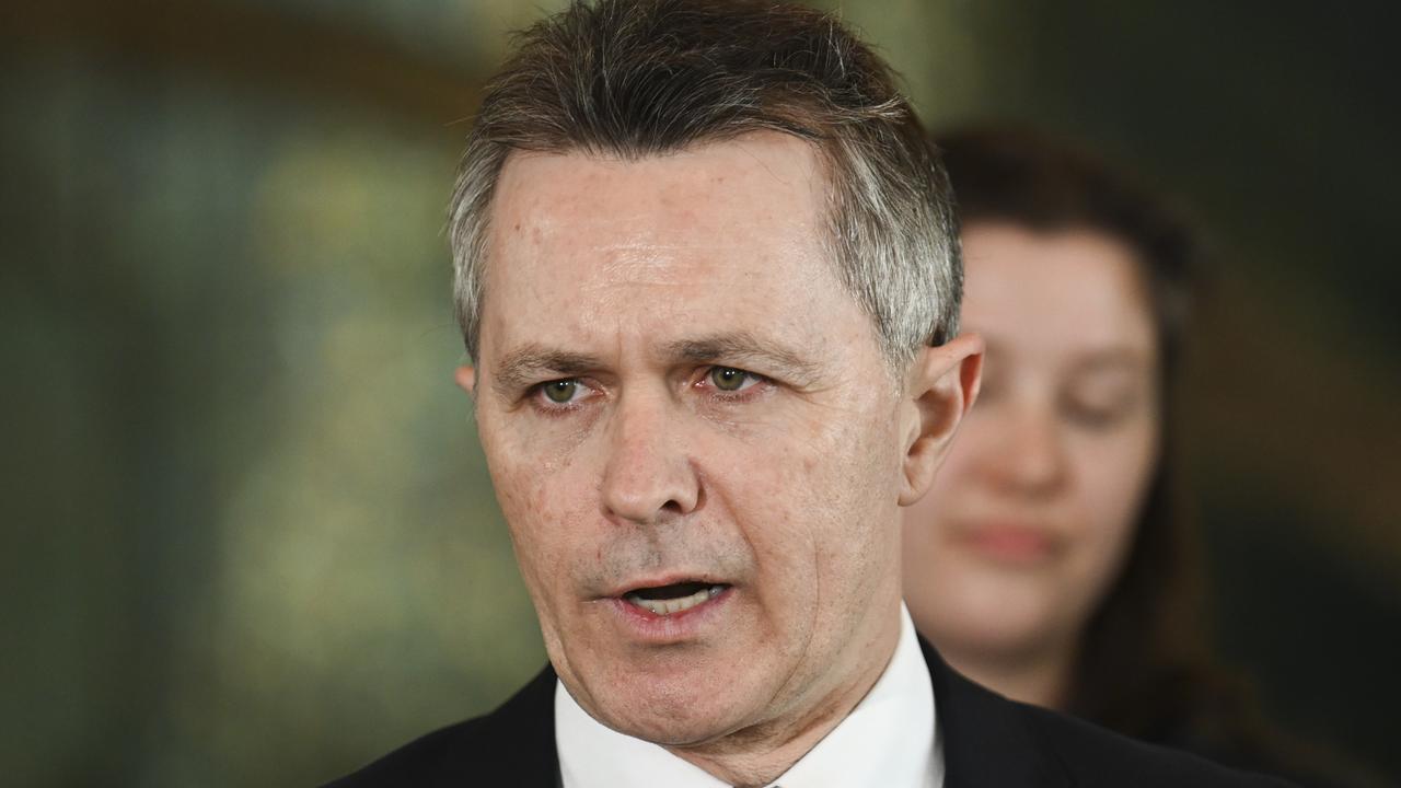 Education Minister Jason Clare says the Coalition needs to its policies straight. Picture: NewsWire / Martin Ollman