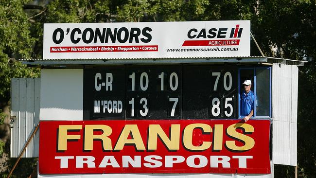 Ovens & Murray FNL, Round 1, Corowa-Rutherglen Roos v Myrtleford Saints.