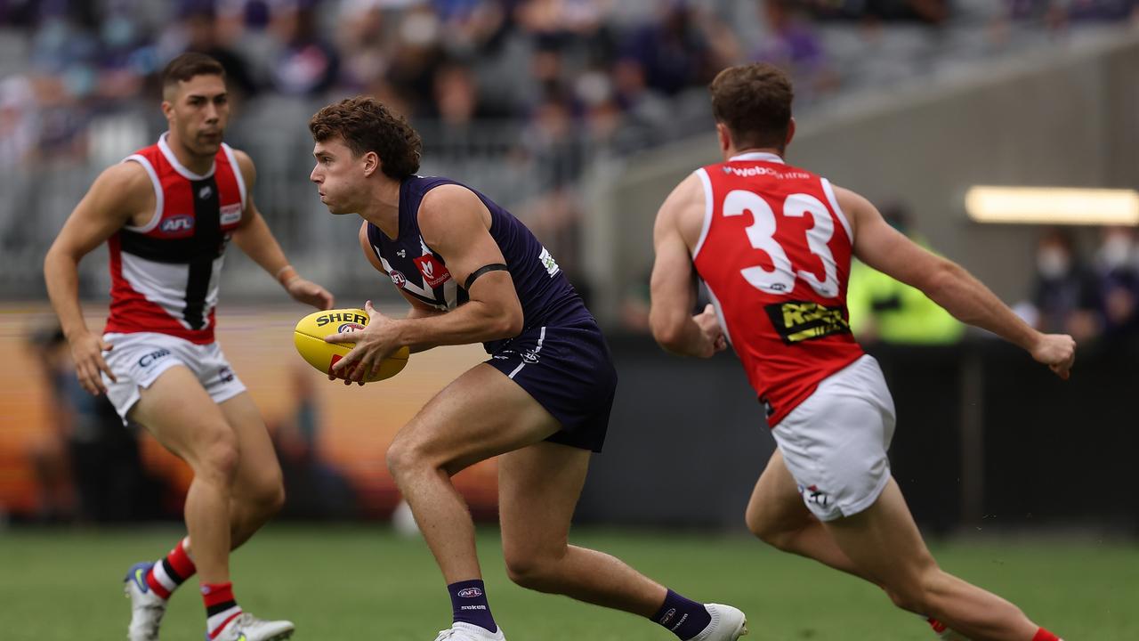 PERTH, AUSTRALIA - MARCH 27: Blake Acres of the Dockers in action during the round two AFL match between the Fremantle Dockers and the St Kilda Saints at Optus Stadium on March 27, 2022 in Perth, Australia. (Photo by Paul Kane/Getty Images)