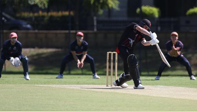 Premier: The Footscray catches wait as Essendon’s Issac Willett drives. Picture: Stuart Milligan