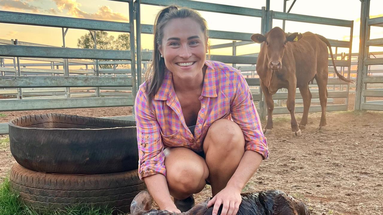 Roma midwife, Anna Wilson, competes on season 14 of Farmer Wants a Wife |  The Courier Mail