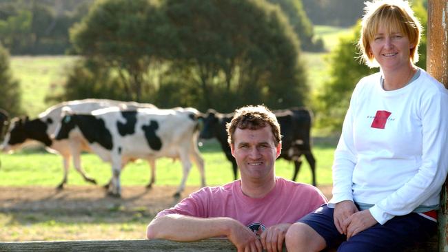 Grant and Kim Archer when they won their first Dairy Business of the Year award in 2003 while they were farming at Mella.