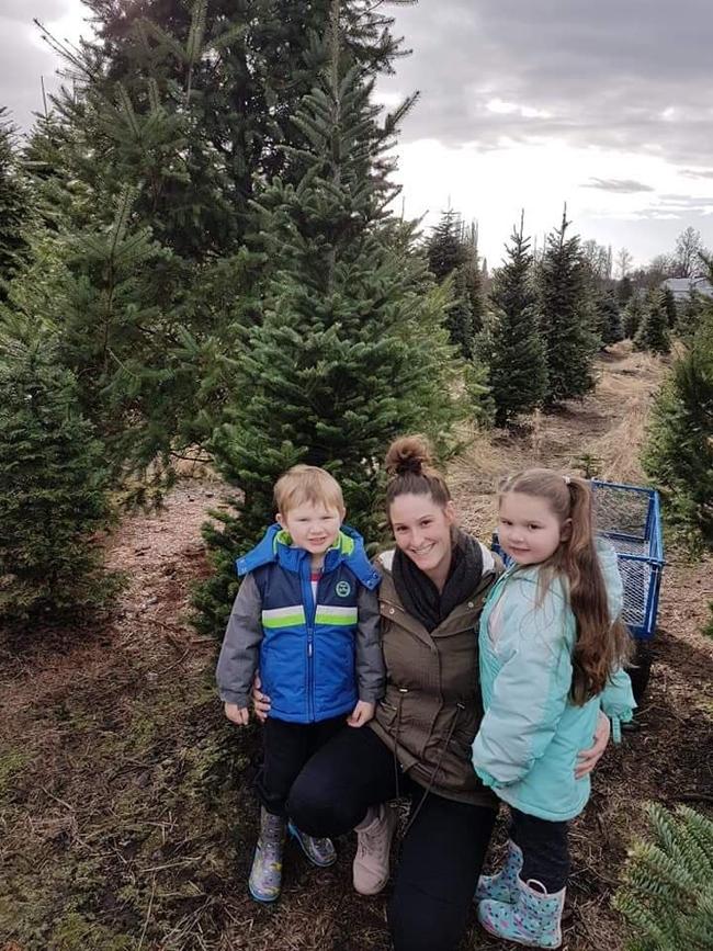 Lucy Eade is working in Canada as a nanny. She is pictured with the children of her host family, Makaio (3) and Kiera (4).