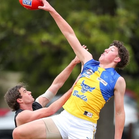 EFNL 2025: Noble Park trailed Balwyn by seven points midway through the last term. Picture: Field of View Photography