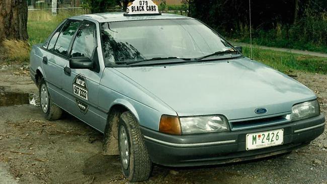 Police released an image of murdered man Emanuel Sapountzakis' cab. He was seen driving the vehicle the night of his murder in 1993.