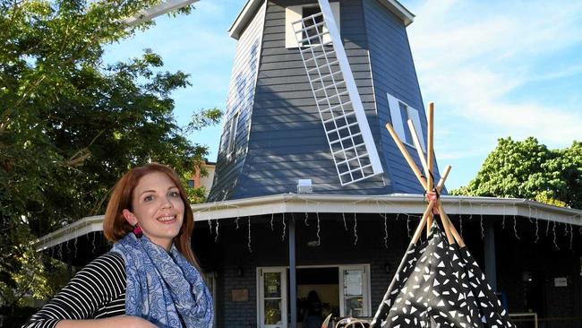 FAMILY FUN: Deonie Crowther is holding family craft sessions at the Windmill Cafe in Bargara. Picture: Mike Knott BUN160617DEONIE1