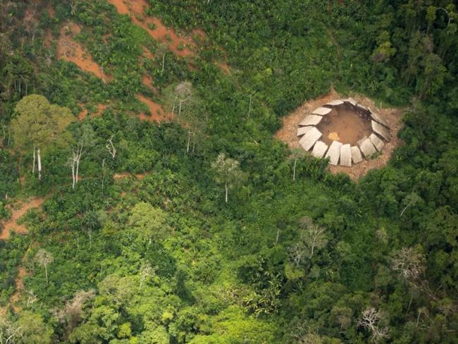 Uncontacted Yanomami yano (communal house) in the Brazilian Amazon. Picture: Guilherme Gnipper Trevisan