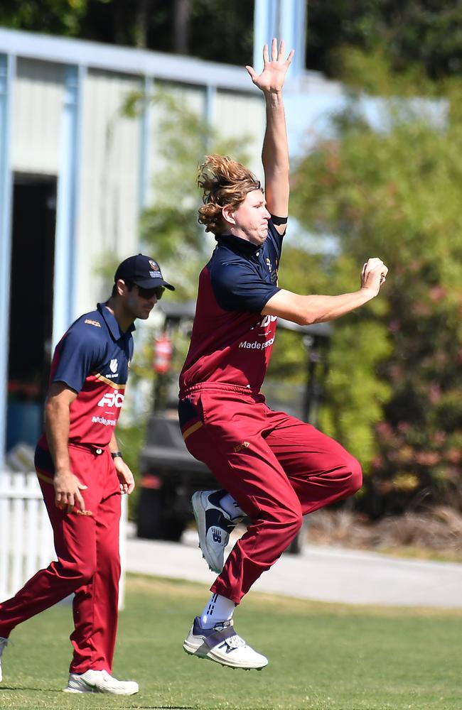 University of Queensland bowler Donald Whyte. Picture, John Gass