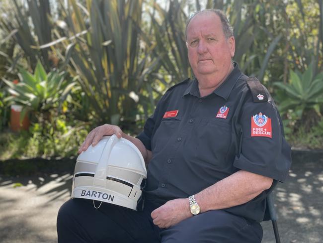 NSW Fire &amp; Rescue Inspector Bob Barton is retiring after 41 years as a firefighter. Picture: NewsLocal