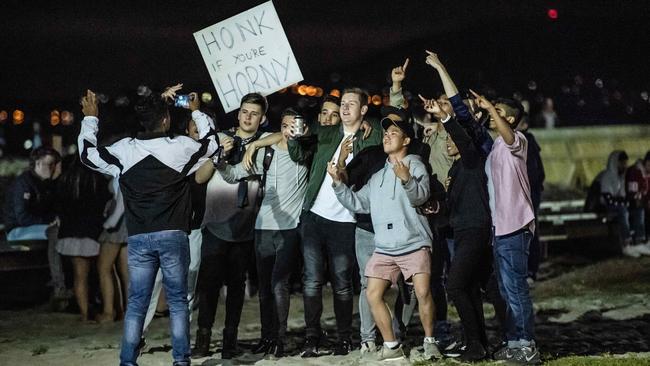 Schoolies party at Rye last year. Picture: Jason Edwards