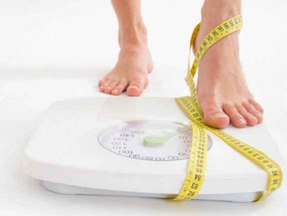 Experts Debate: Should You Weigh Yourself Every Day?, Weight Loss