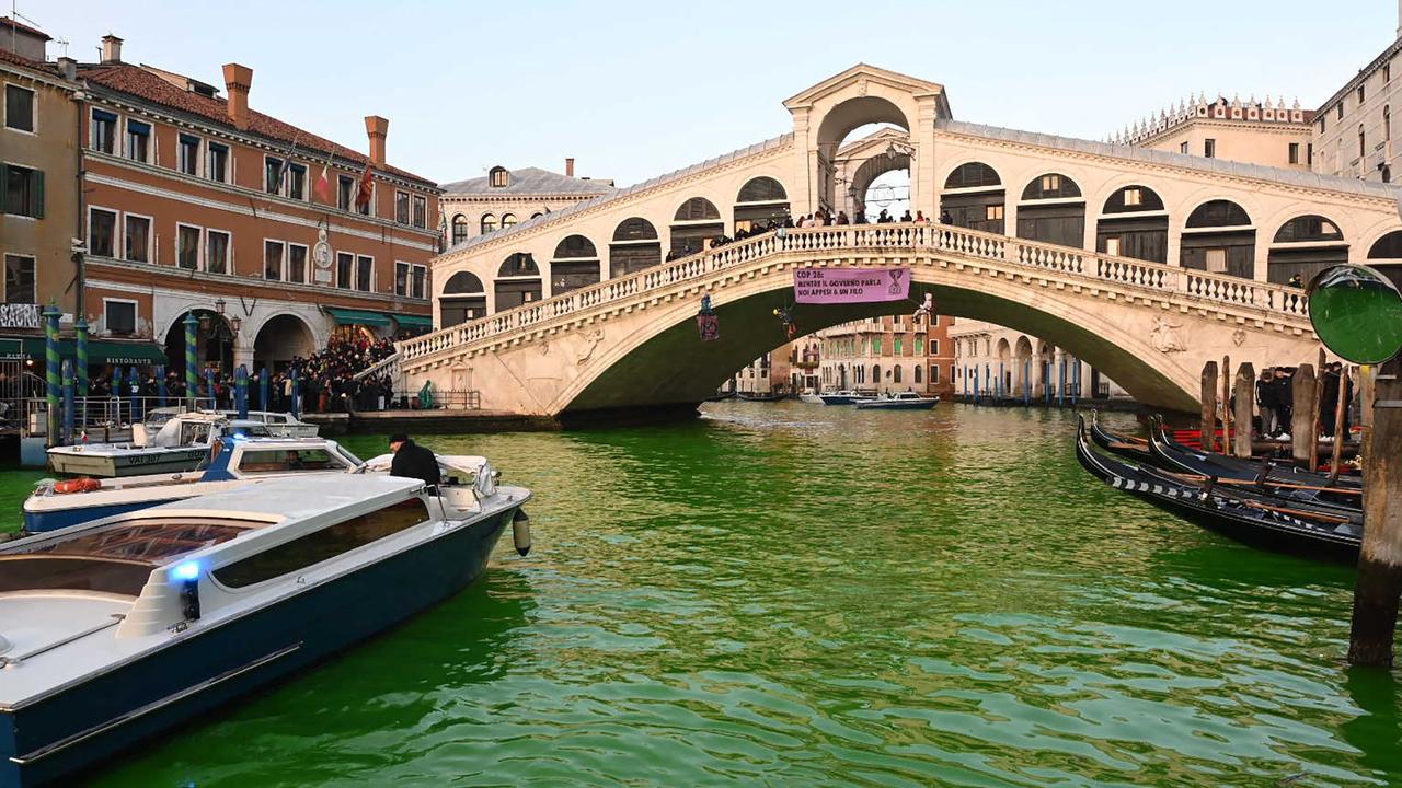 Five ‘expelled’ after shock Venice canal act
