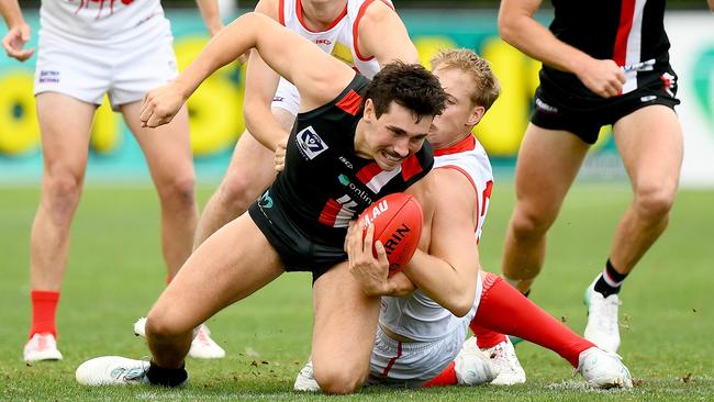 Seb Quirk of Frankston tries to get a handball away. (Photo by Josh Chadwick/AFL Photos/via Getty Images )