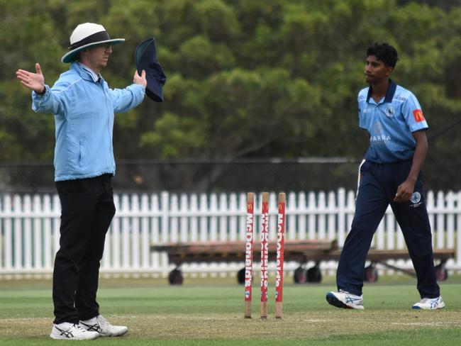 The umpire signals a wide. Picture: Sean Teuma