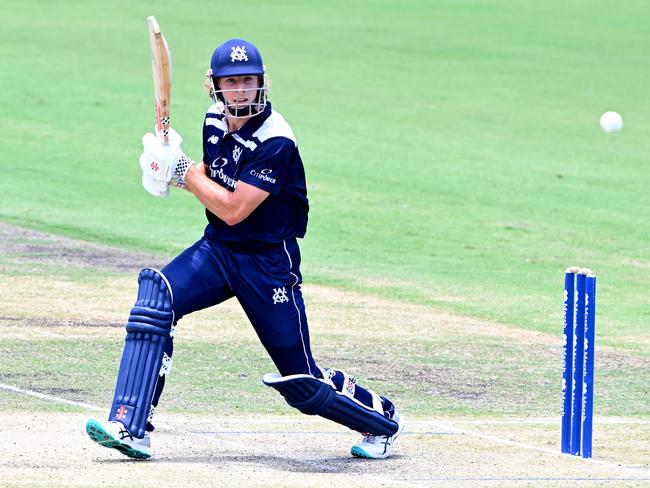 BRISBANE, AUSTRALIA - NOVEMBER 11: Campbell Kellaway of Victoria plays a shot during the Sheffield Shield match between Queensland and Victoria at Allan Border Field, on November 11, 2022, in Brisbane, Australia. (Photo by Bradley Kanaris/Getty Images)