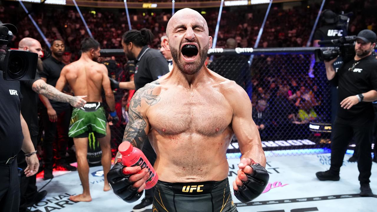 LAS VEGAS, NEVADA - JULY 08: Alexander Volkanovski of Australia reacts to his win over Yair Rodriguez of Mexico in the UFC featherweight championship fight during the UFC 290 event at T-Mobile Arena on July 08, 2023 in Las Vegas, Nevada. (Photo by Jeff Bottari/Zuffa LLC via Getty Images)