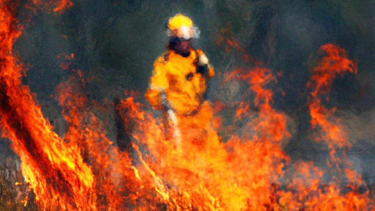 Six CFA units tackle 1ha grass fire in Wyuna East