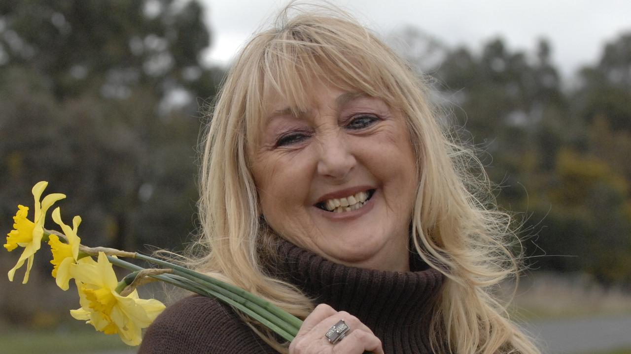 Tributes flow for beloved Australian singer Marcie Jones
