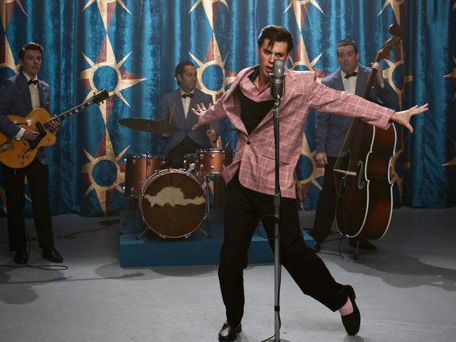 Austin Butler in a scene from the movie Elvis.