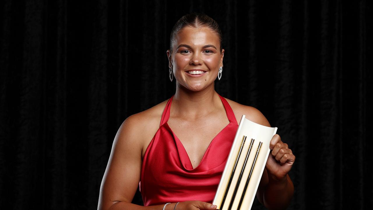 Georgia Voll, Women's Domestic Player of the Year poses during the 2025 Cricket Australia Awards at Crown Palladium on February 03, 2025 in Melbourne, Australia. (Photo by Graham Denholm/Getty Images for Cricket Australia)