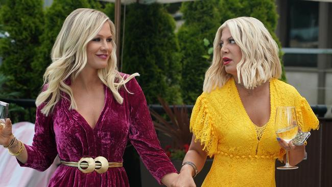 Jennie Garth and Tori Spelling. Picture: Shane Harvey/FOX